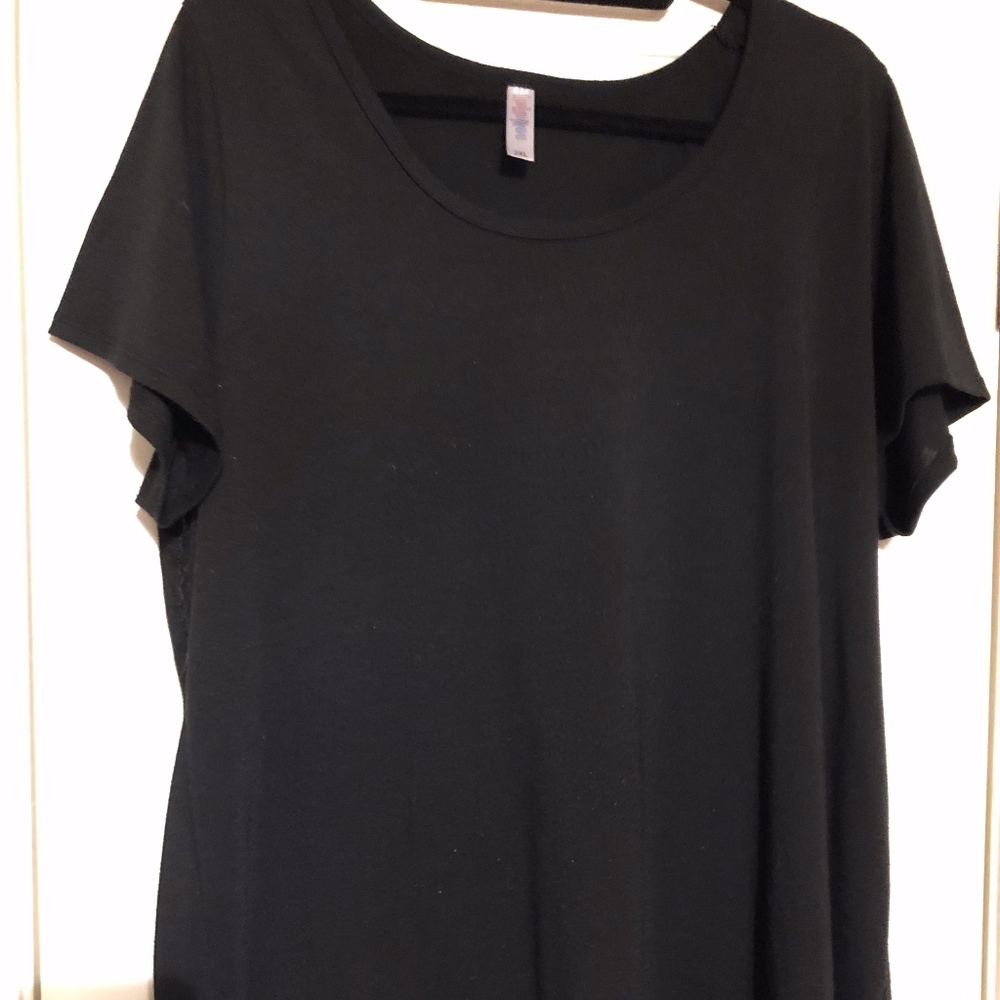 Lularoe Classic T SOLID BLACK